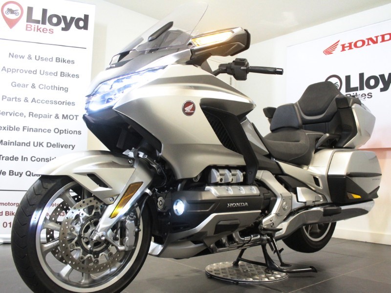 2024 (24) Honda GL1800 Gold Wing Tour DCT with Airbag 5034220