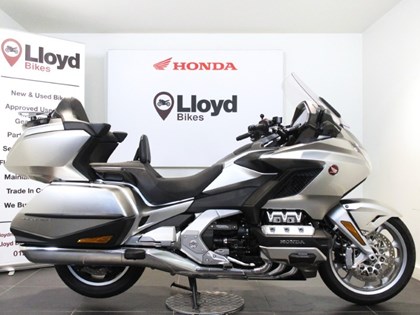 2024 (24) Honda GL1800 Gold Wing Tour DCT with Airbag