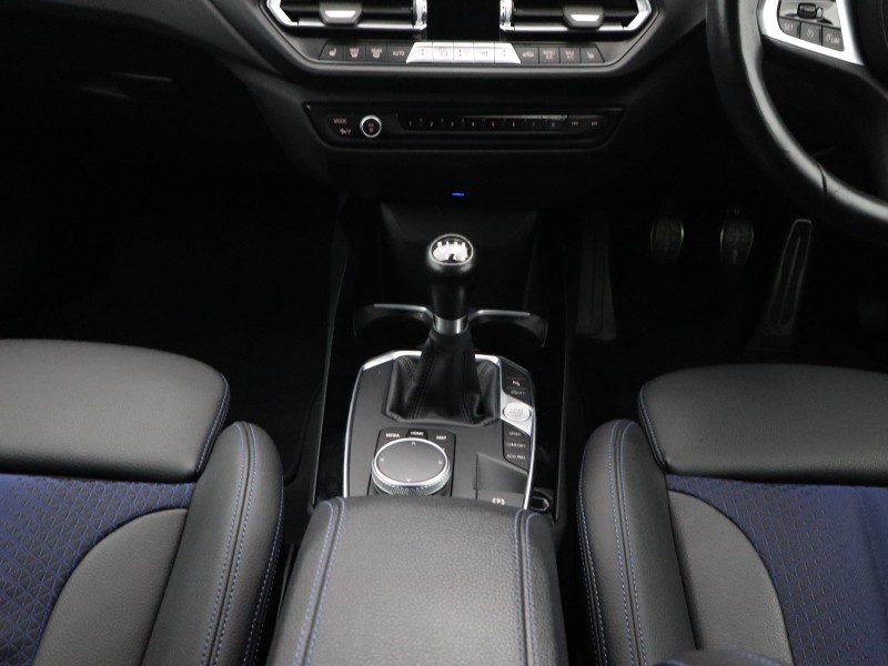 2023 (23) BMW 2 SERIES 218i [136] M Sport 4dr 5900365