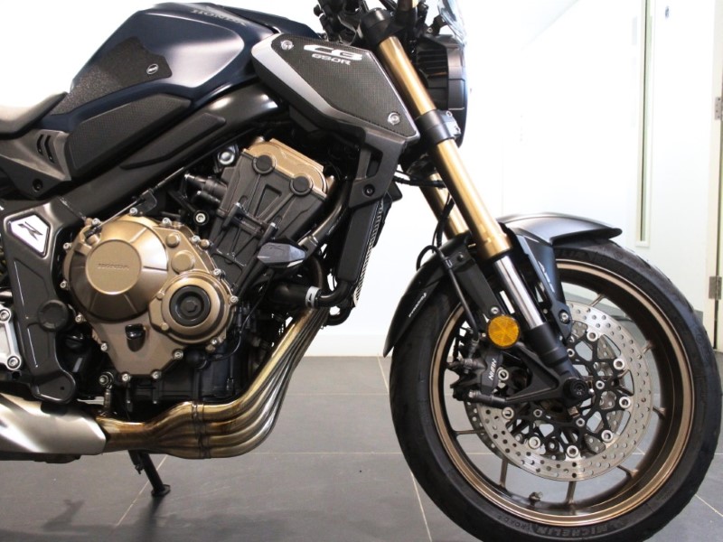 2019 (19) Honda CB650R 5124163