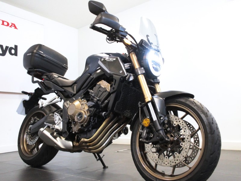 2019 (19) Honda CB650R 5124157