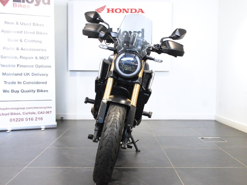 2019 (19) Honda CB650R 5124144