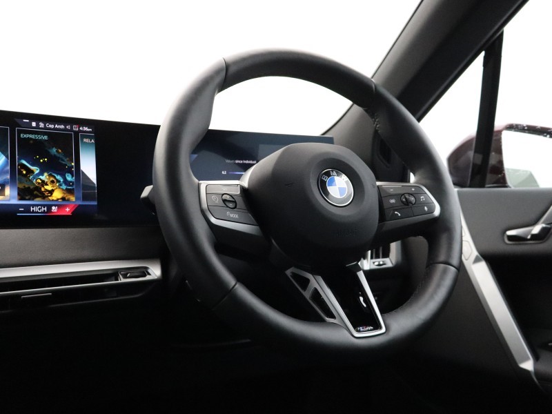 2025 (25) BMW iX 400kW xDrive60 M Sport 112kWh 5dr Auto 5975676