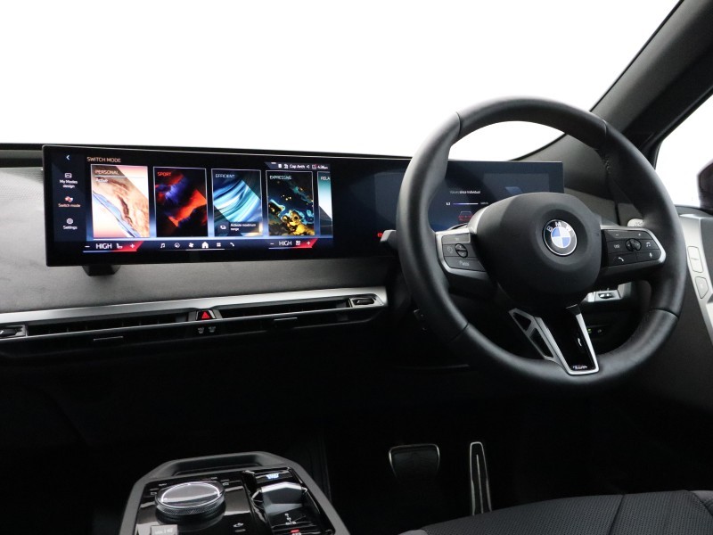 2025 (25) BMW iX 400kW xDrive60 M Sport 112kWh 5dr Auto 5975675