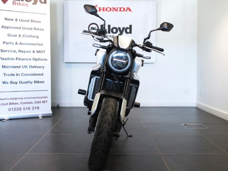 2020 (20) Honda CB1000R 5139941