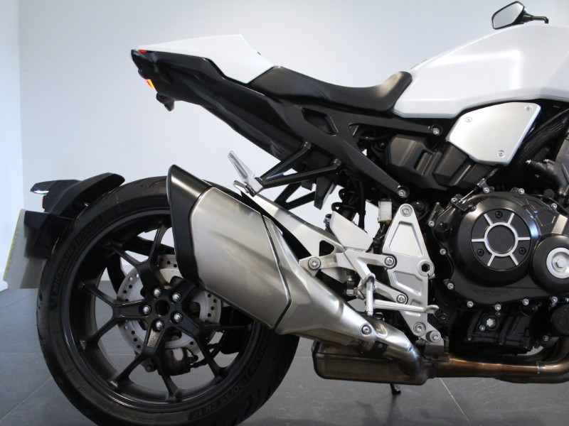 2020 (20) Honda CB1000R 5139957