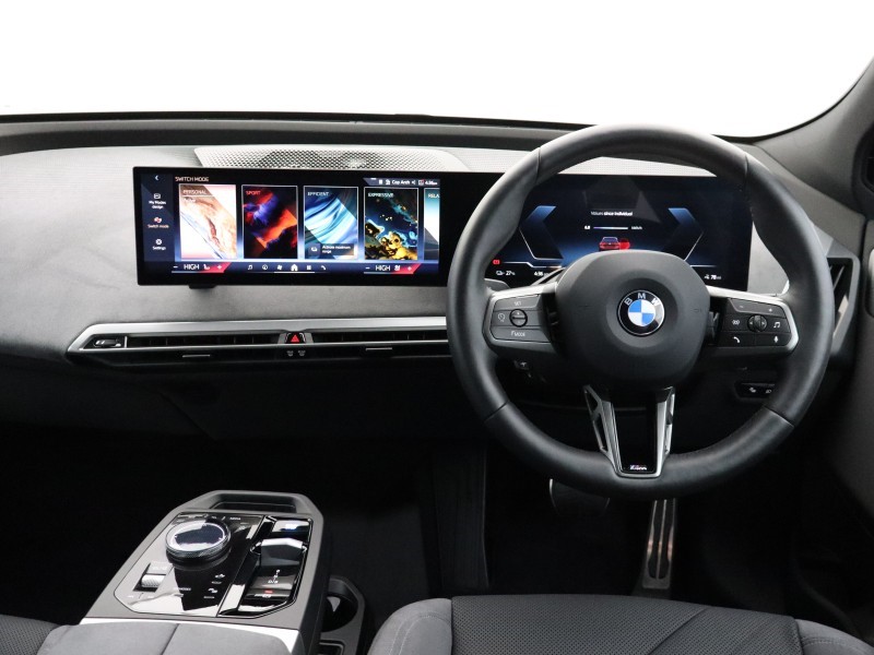 2025 (25) BMW iX 400kW xDrive60 M Sport 112kWh 5dr Auto 5975673