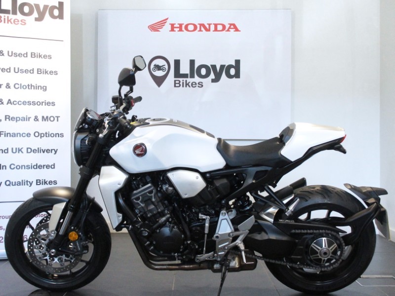 2020 (20) Honda CB1000R 5139943