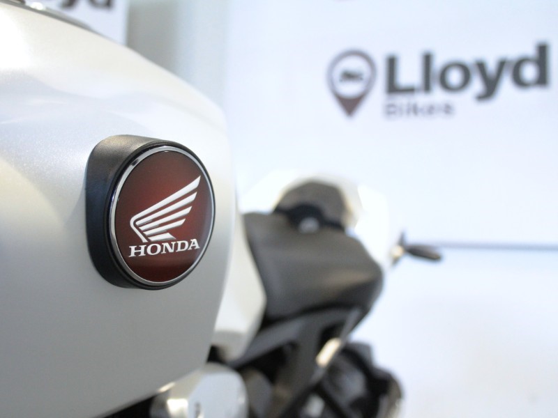 2020 (20) Honda CB1000R 5139964