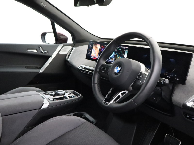 2025 (25) BMW iX 400kW xDrive60 M Sport 112kWh 5dr Auto 5975636
