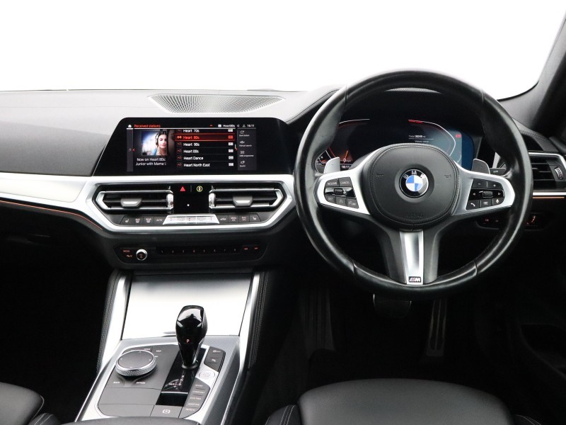 2022 (22) BMW 4 SERIES 420d MHT M Sport 2dr Step Auto 5955790