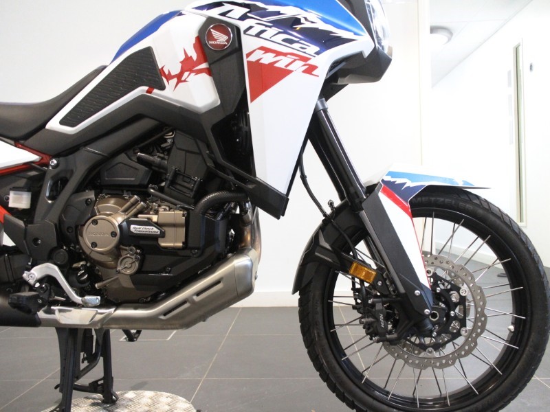 2025 (25) Honda Africa Twin CRF1100 DCT E/S 5240856