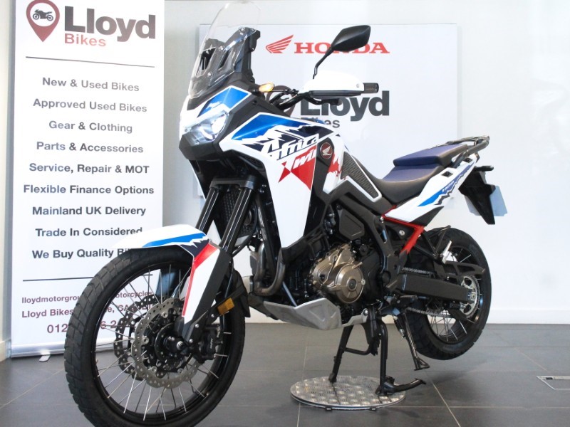 2025 (25) Honda Africa Twin CRF1100 DCT E/S 5240838