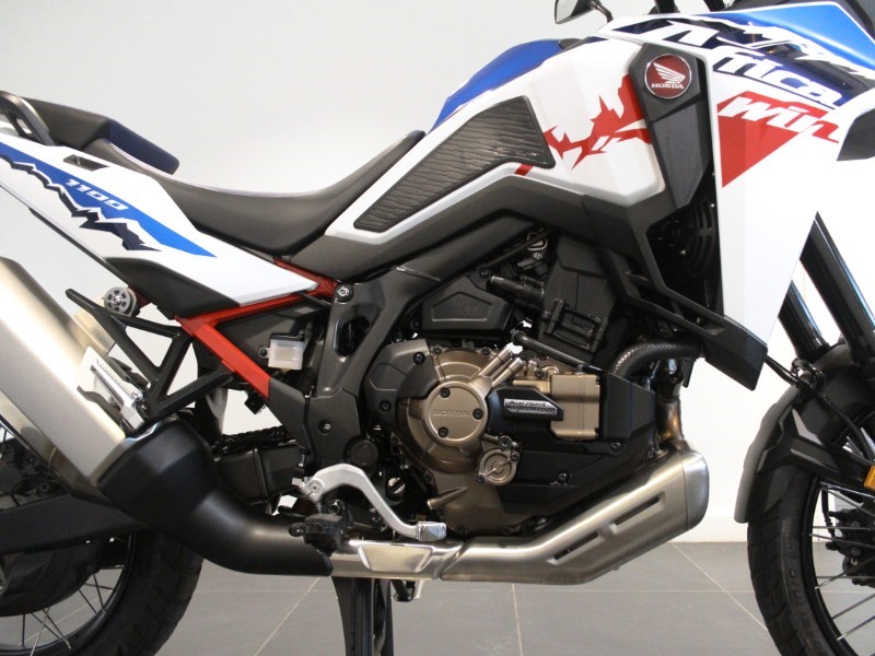 2025 (25) Honda Africa Twin CRF1100 DCT E/S 5240855