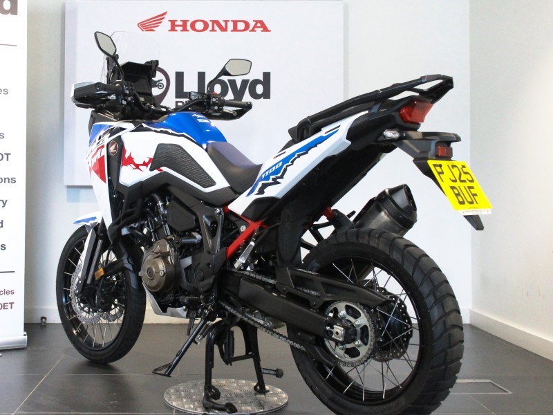 2025 (25) Honda Africa Twin CRF1100 DCT E/S 5240840