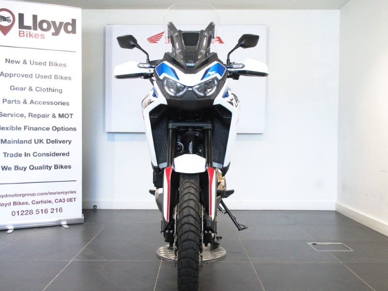 2025 (25) Honda Africa Twin CRF1100 DCT E/S 5240837