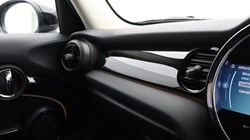 2023 (73) MINI HATCHBACK 1.5 Cooper Classic 5dr 5976616