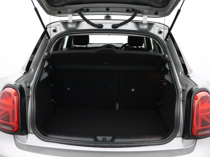 2023 (73) MINI HATCHBACK 1.5 Cooper Classic 5dr 5976635
