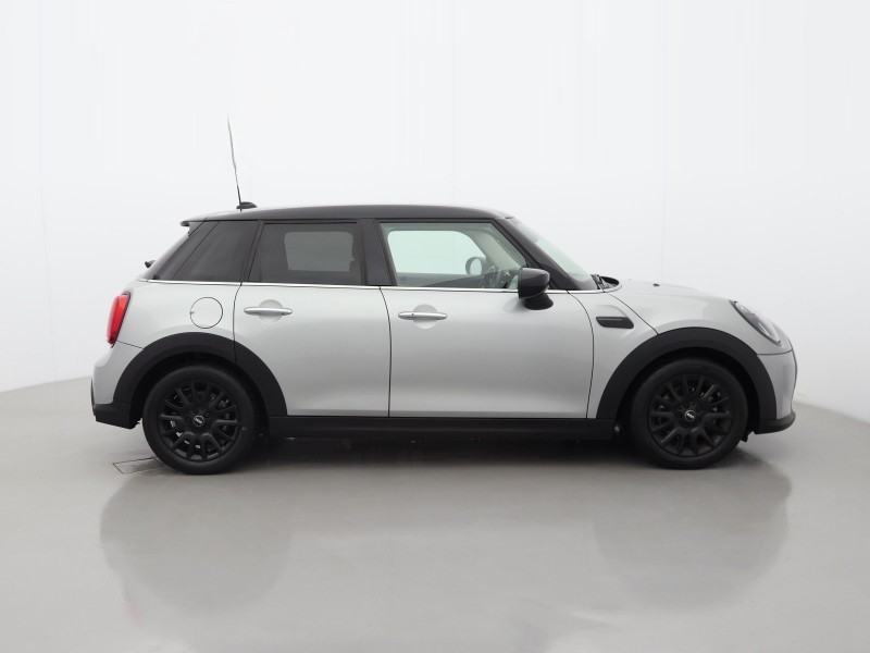 2023 (73) MINI HATCHBACK 1.5 Cooper Classic 5dr 5976592