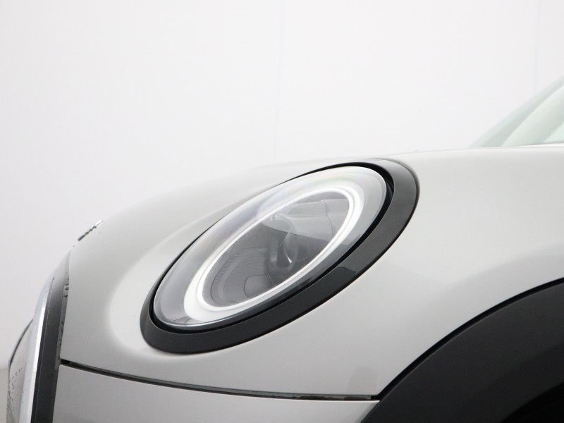 2023 (73) MINI HATCHBACK 1.5 Cooper Classic 5dr 5976637