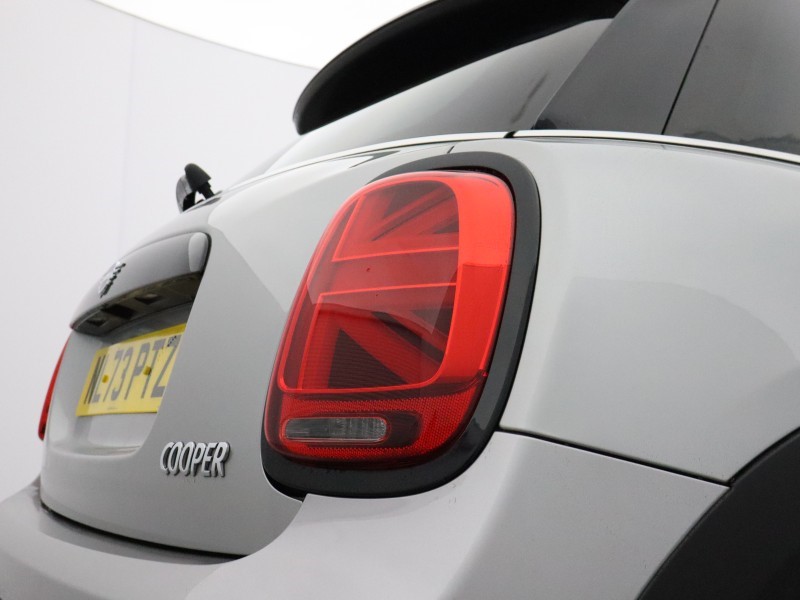 2023 (73) MINI HATCHBACK 1.5 Cooper Classic 5dr 5976632