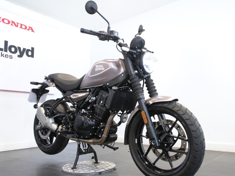 2025 (25) Royal Enfield Guerilla 450 5241867