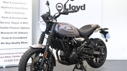 2025 (25) Royal Enfield Guerilla 450 5241855