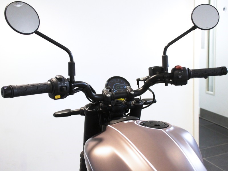 2025 (25) Royal Enfield Guerilla 450 5241861