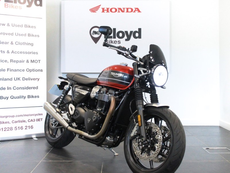 2020 (20) Triumph Speed Twin 1200 Two Tone Paint 5284358