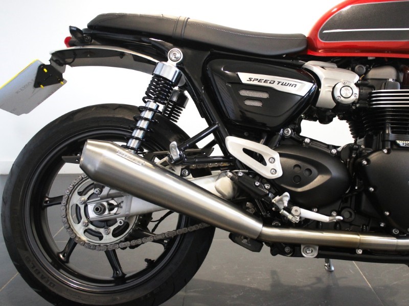 2020 (20) Triumph Speed Twin 1200 Two Tone Paint 5284376