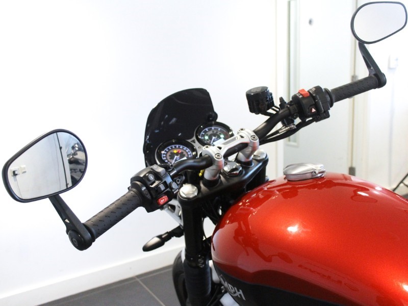 2020 (20) Triumph Speed Twin 1200 Two Tone Paint 5284366