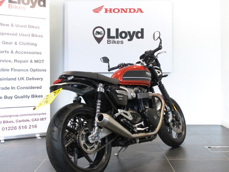 2020 (20) Triumph Speed Twin 1200 Two Tone Paint 5284364