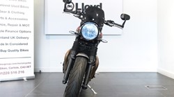 2020 (20) Triumph Speed Twin 1200 Two Tone Paint 5284359