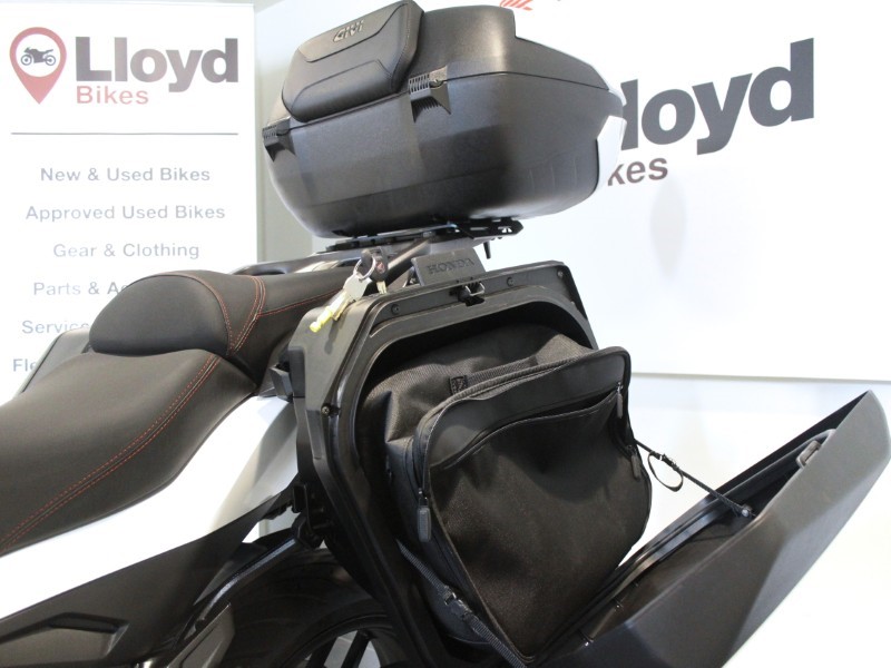 2023 (73) Honda NT1100 DCT Edition 5284129