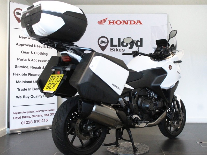 2023 (73) Honda NT1100 DCT Edition 5284111
