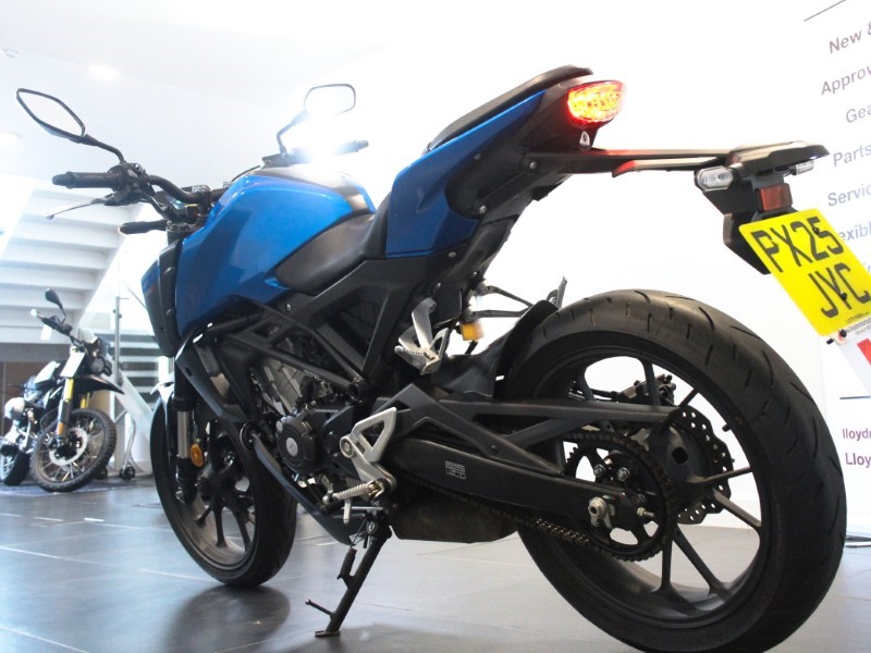 2025 (25) Honda CB125R 5414380