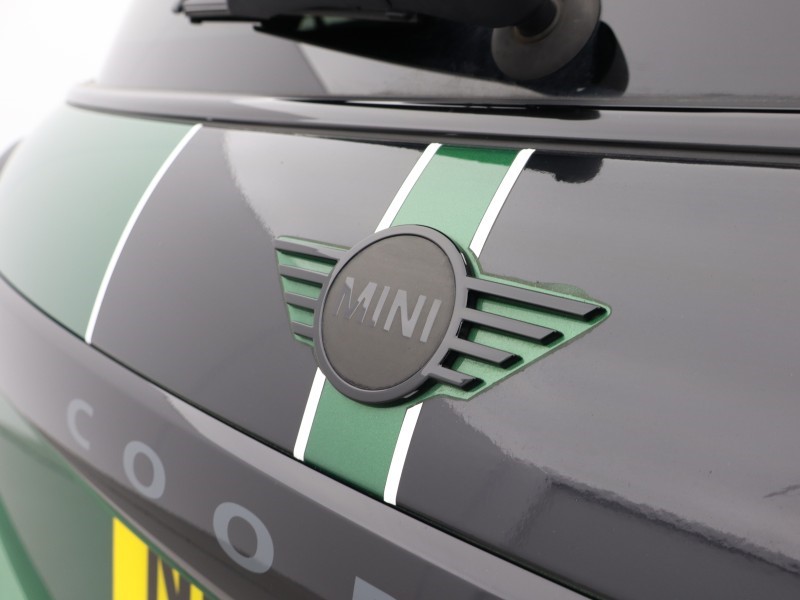 2025 (74) MINI COOPER 2.0 S Sport 3dr Auto 5907549