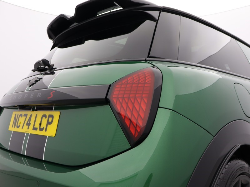 2025 (74) MINI COOPER 2.0 S Sport 3dr Auto 5907545