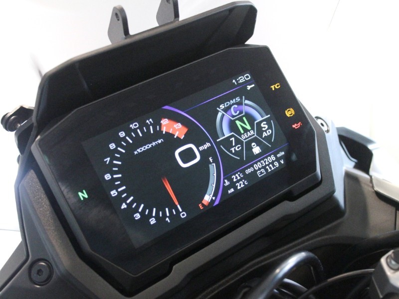 2025 (25) Suzuki GSX-S 1000 5488212