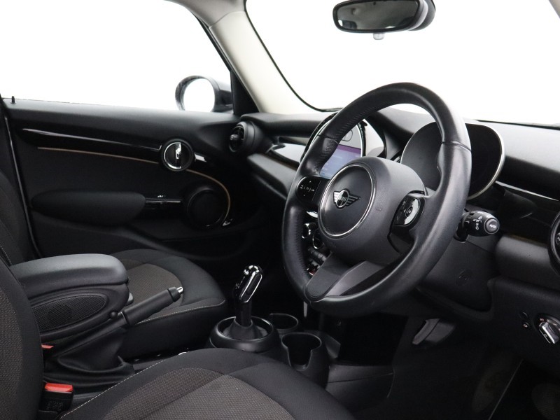 2023 (73) MINI HATCHBACK 2.0 Cooper S Exclusive Premium 5dr Auto 5976151