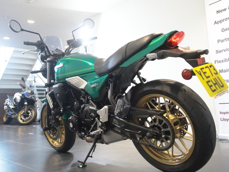 2023 (73) Kawasaki Z650RS 5487861