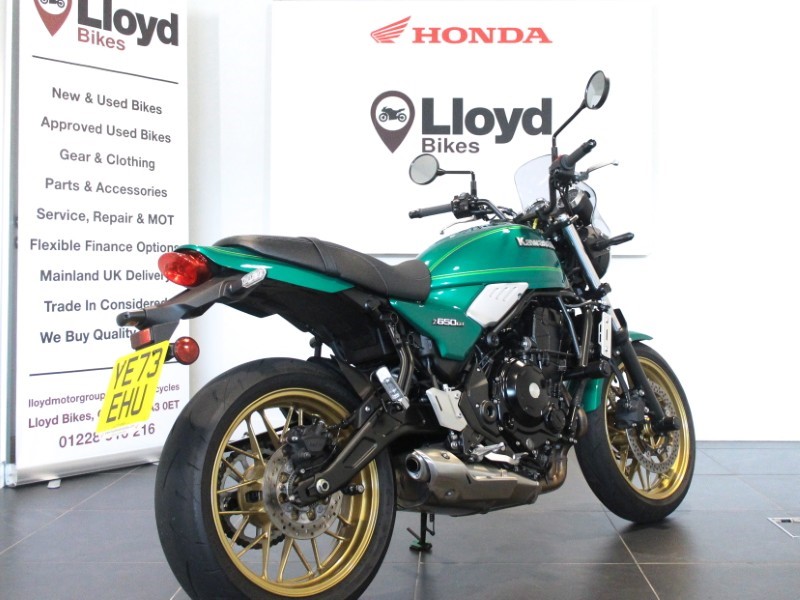 2023 (73) Kawasaki Z650RS 5487852