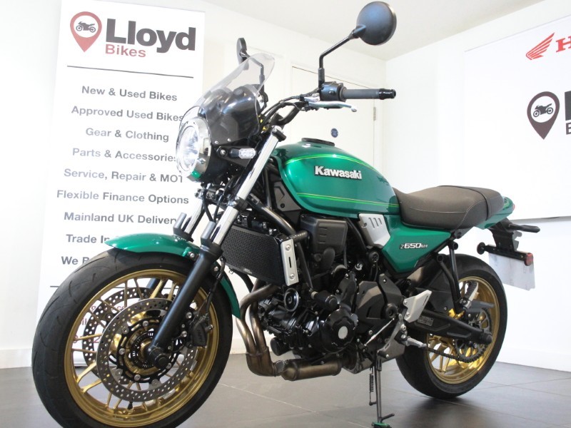 2023 (73) Kawasaki Z650RS 5487862