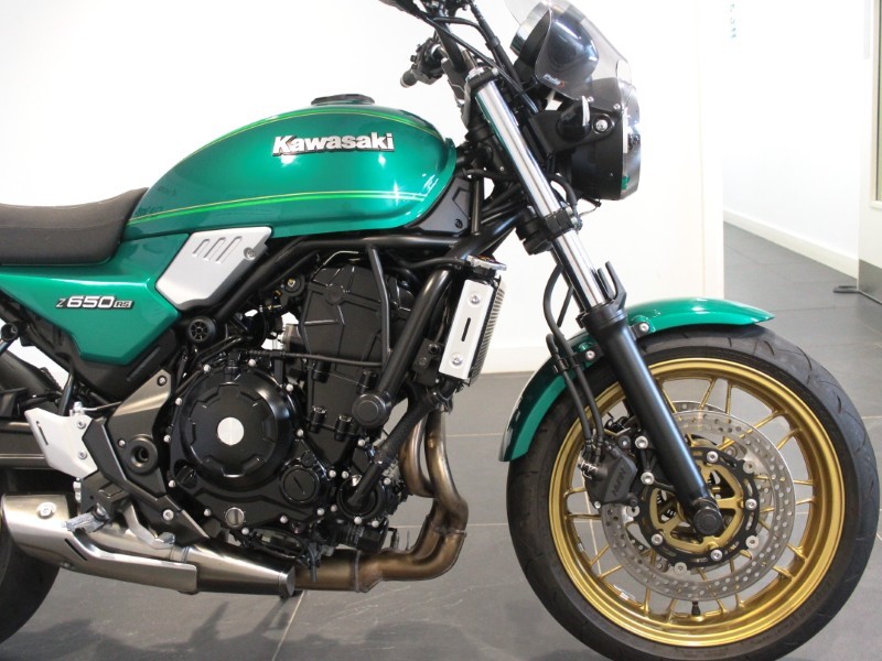 2023 (73) Kawasaki Z650RS 5487865