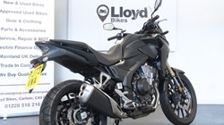 2023 (72) Honda CB500X 5539565