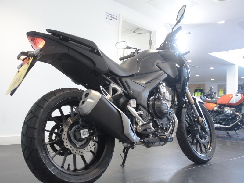 2023 (72) Honda CB500X 5539574