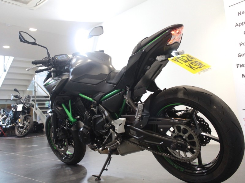 2024 (24) Kawasaki Z650 5530428