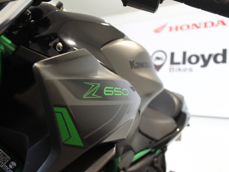 2024 (24) Kawasaki Z650 5530434