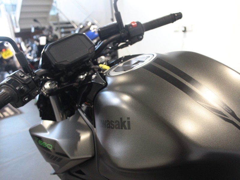 2024 (24) Kawasaki Z650 5530435