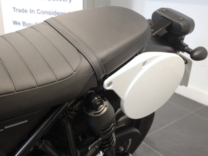 2025 (75) Honda CL500 5530518